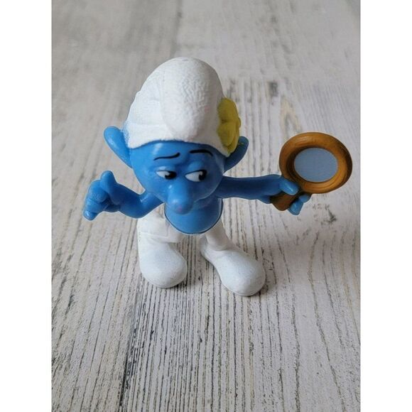 McDonald's 2013 peyo vanity smurf blue toy figure - Picture 1 of 5